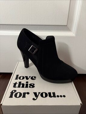 FIONI Clothing Black Suede High Heel Ankle Bootie with Buckle (lightly scuffed)